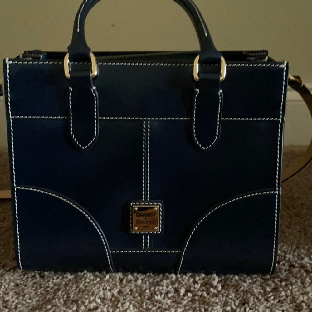 Dooney&bourke purse
